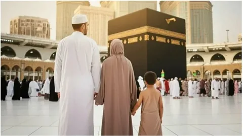Family Hajj packages with travel and accommodation planning